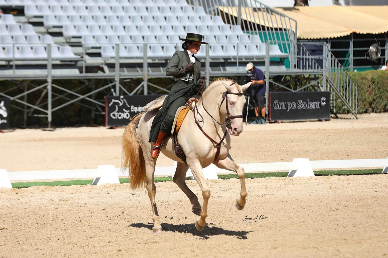 Nicole Silva con Inca — segunda posición provisional en la Doma del VII Mundial de Equitación de Trabajo (Jerez 2026)